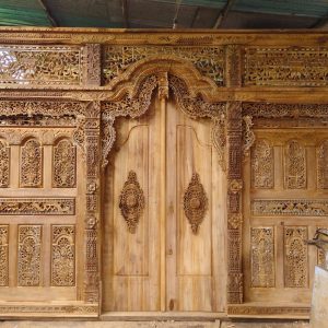 Pintu Gebyok Ukir Jati Jepara 4 Meter